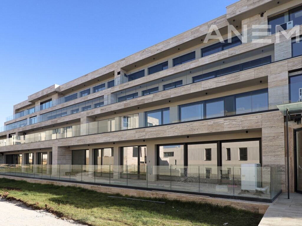 Terracier me 3 dhoma gjumi në Marigona Hill