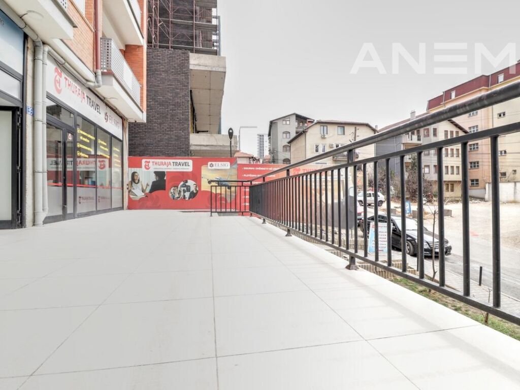 Lokal me qira 86m² në lagjën e muhaxherëve