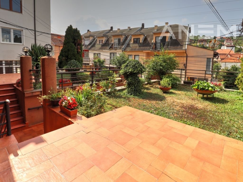 Shtëpi në shitje 700m²  në Sofali