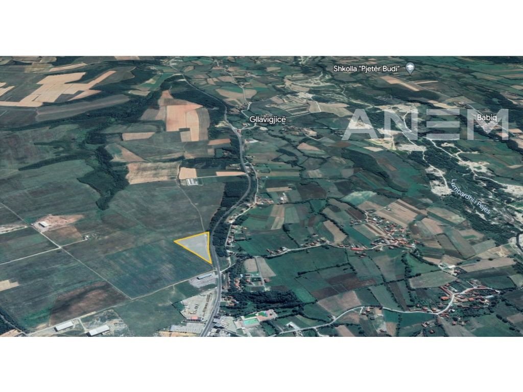 Tokë në shitje 150 ari në Magjistralen Pejë - Prishtinë