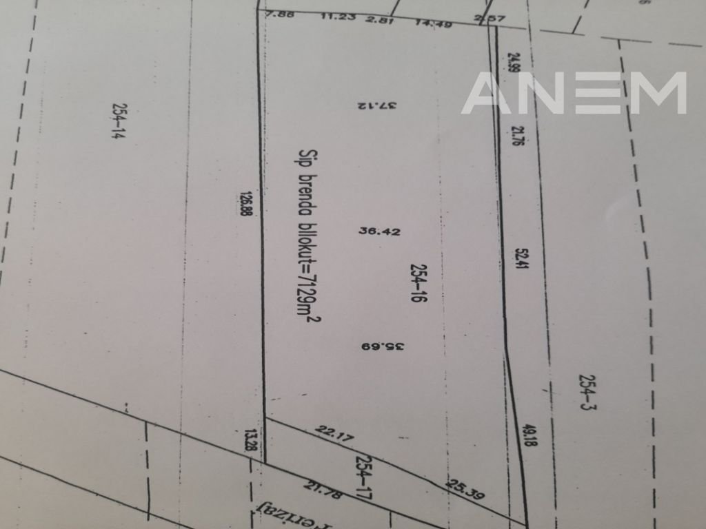 Tokë me qira 71 ari në Magjistralen Prishtine - Ferizaj