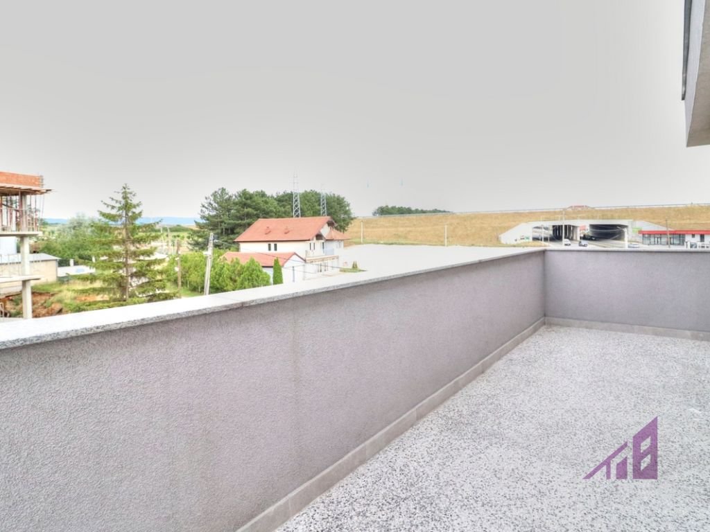 Objekt me qira 200m2 në Mazgit