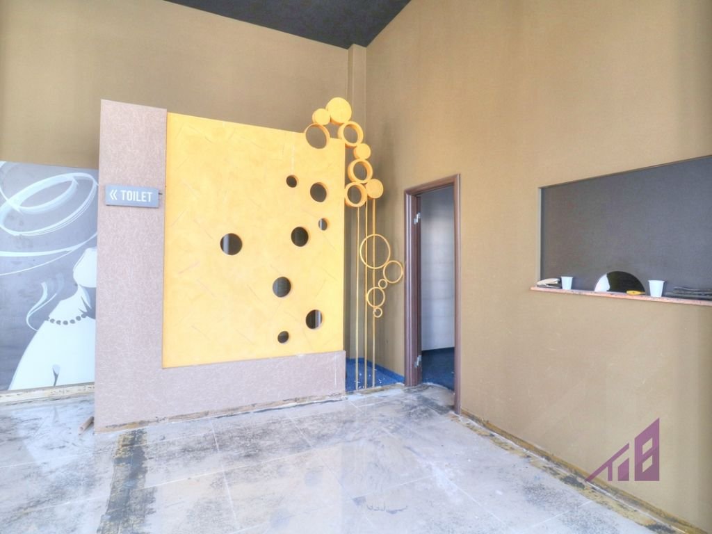 Lokal në shitje 220 m2 në lagjen Arbëria - Dragodan