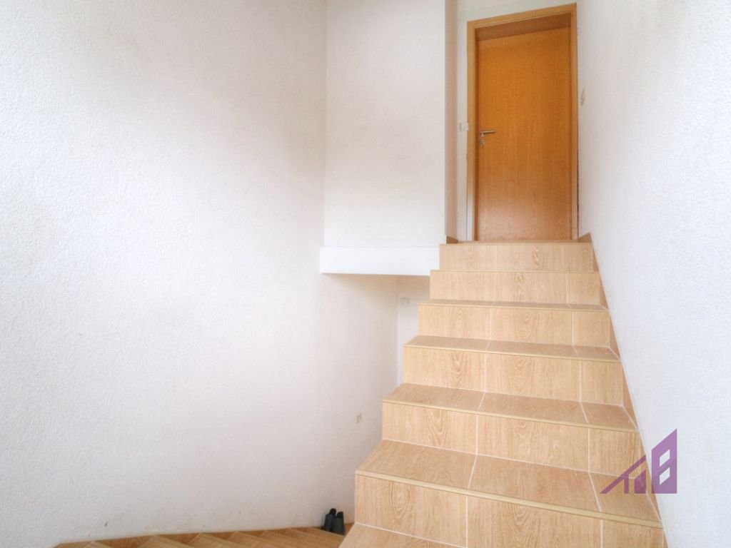 Shtepi ne shitje 300m2 ne lagjen Sofalia