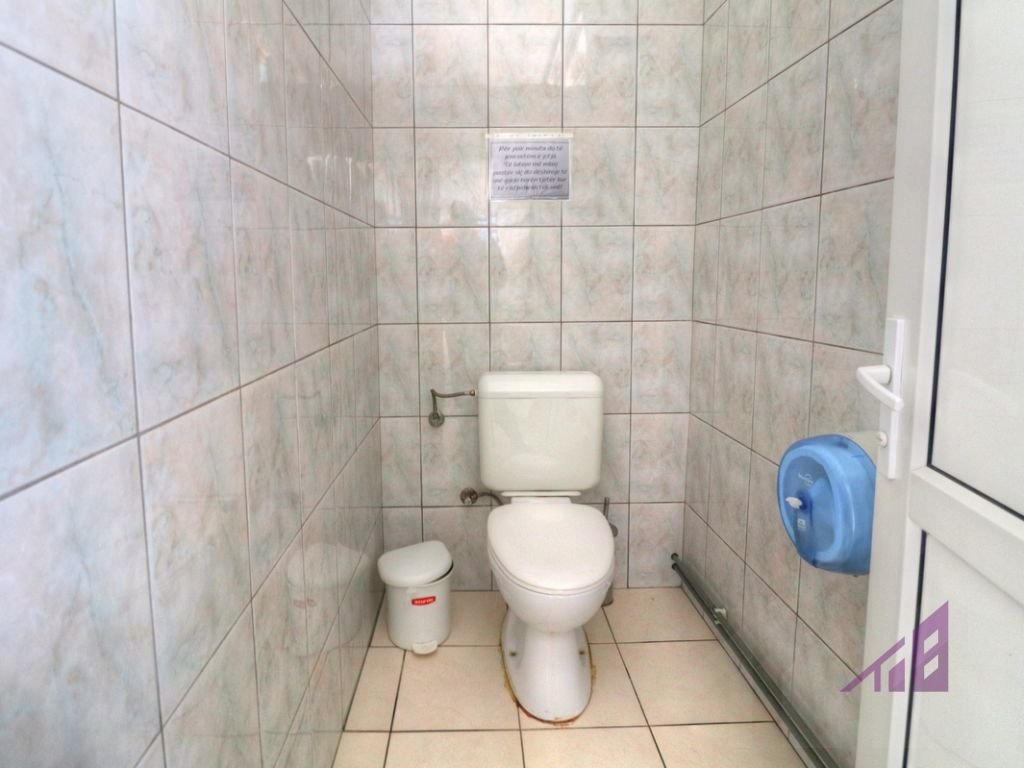 Objekt me qira ne Peje
