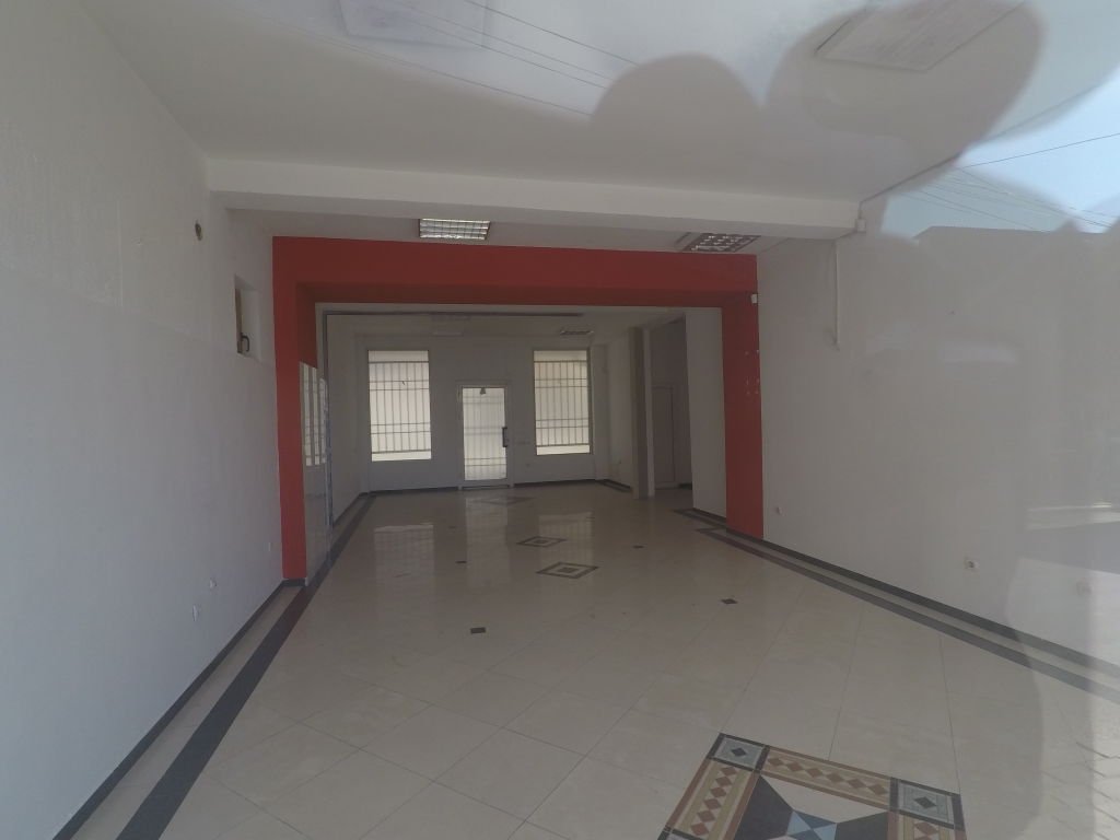 Dyqan 70m2 me qira ne Lagje te spitalit