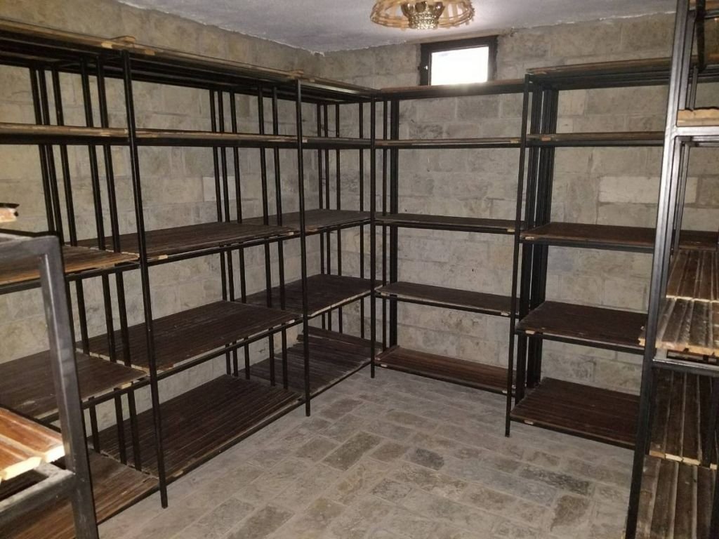 Banese 47m2 ne shitje ne Qender