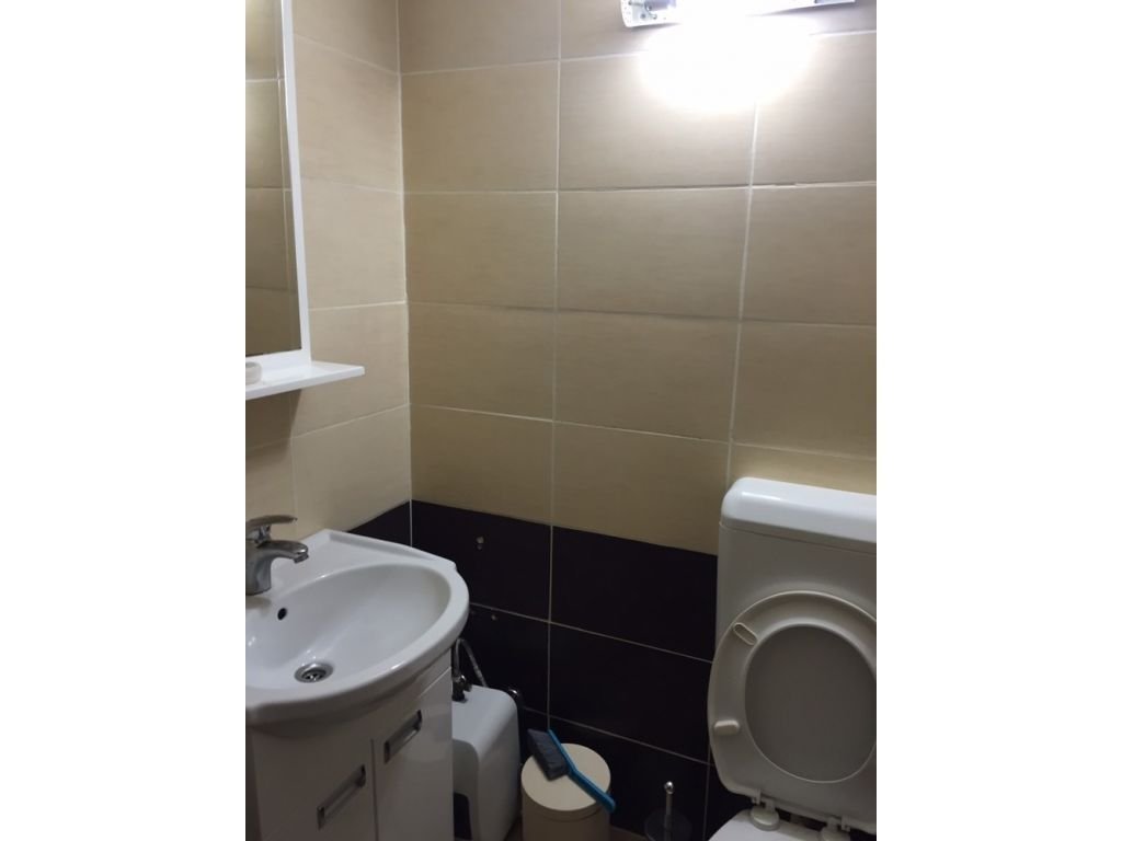 Lokal ne shitje 45m2 ne lagjen Arberia
