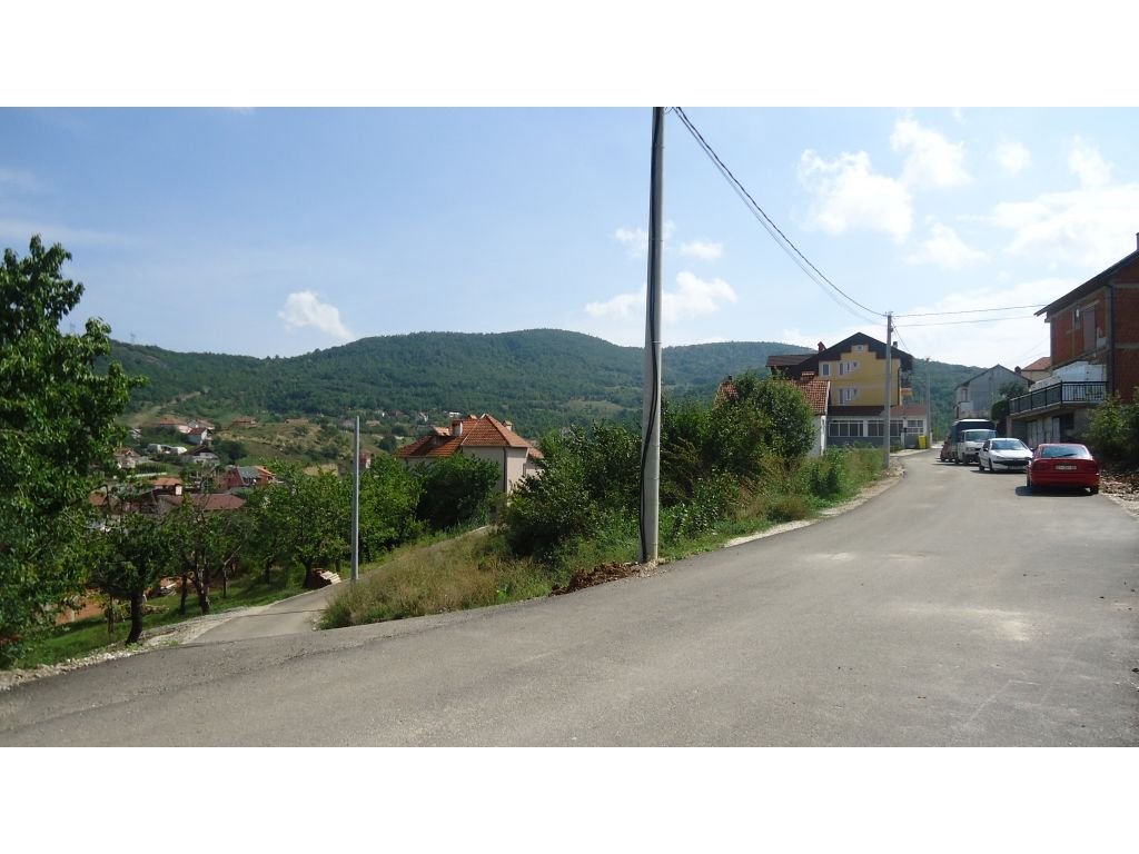 Toke ne shitje 5 Ari ne Sofali