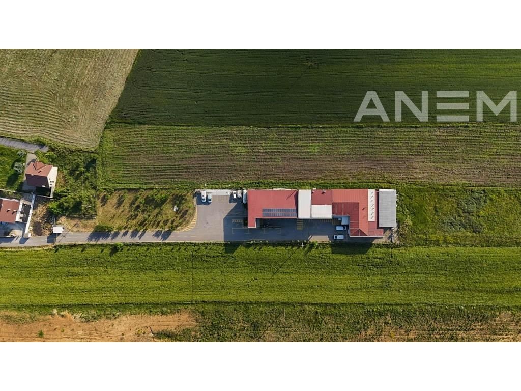 Objekt në shitje 1000m² në Mazgit